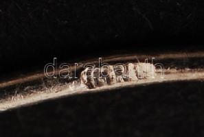 Ezüst (Ag.) fülbevaló, jelzett, nettó: 1.3 g