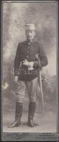 Katona tiszt , keményhátú, régi fénykép. Atelier műterme. Austria, Wien. 12x5cm