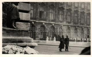 cca. 1940 Budapest I. Budavári palota; Udvarlaki őrség, photo
