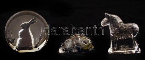 3 db üveg levélnehezék: teknős (7,5×5×3 cm), nyúl (9×8,5×3 cm), ló (8,5×6,5×2,5 cm, saját dobozában)