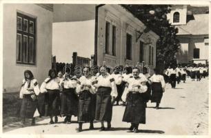 Kárpátalja, magyar-orosz népviselet / Ruthenian folklore, Carpathian Ukraine