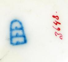 Gazdagon díszített Victoria porcelán csésze + alj, jelzett, matricás, apró kopásnyomokkal, d: 8, ill...