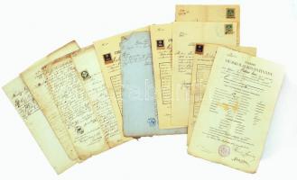 1860-1907 vegyes dokumentumok cca 25db: Jogi levelezések, iskolai értesítők, magyar ill. latin nyelv...