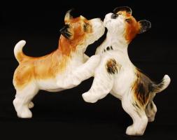 Ens játszó fox terrierek, kézzel festett, jelzett, hibátlan, m:16 cm, h:21 cm/ Karl ENS Pair of Fox Terrier Dogs Figurine