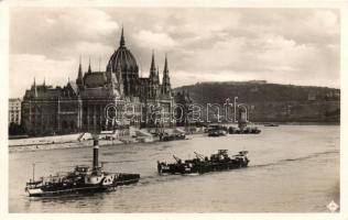 Budapest V. Országháza, gőzhajók (EK)