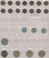 Vegyes, kb. 160db-os külföldi fémpénz tétel berakólapokon, spanyol, ciprusi, finn, holland érmék, jo...