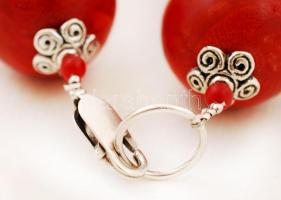 Korall gyöngysor ezüst (Ag) kapoccsal, h: 42 cm