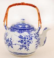 Japán cseresznyevirágos teás készlet, kiöntővel, egy csésze sérült, jelzett