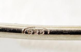 Aranyozott ezüst(Ag) antik angol (1869.) zománccal díszített, gravírozott bross, hiányos igazgyöngy ...