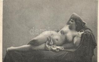 7 db régi erotikus kép képeslapokra / kartonlapra ragaszva / 7 erotic pictures glued on postcard / c...