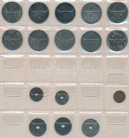 Dánia 339db vegyes fémpénz albumba rendezve T:vegyes
Denmark 339pcs of mixed coins in album C:mixed