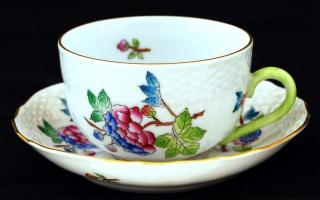 Herendi Viktória mintás teás készlet, kézzel festett, apró lepattanás a rózsán, jelzett / Herend tea...