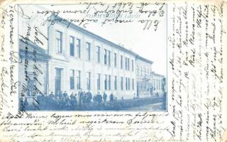 Ungvár, Sastéri állami elemi iskola / school (kis szakadás / small tear)