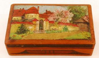 Festett fa doboz, fedelén városképpel, 19×12×5 cm