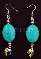 Türkizzel díszített fülbevalópár szív alakú függővel