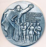 Lengyelország 1988. "45 éves a Lengyel Néphadsereg" fém emlékérem tokban. Szign.: AN (Andrzej Nowakowski) (69,5mm) T:1,1- Poland 1988. "45th Anniversary - Polish People's Army" metal commemorative medallion in case. Sign.: AN (Andrzej Nowakowski) (69,5mm) C:aUNC