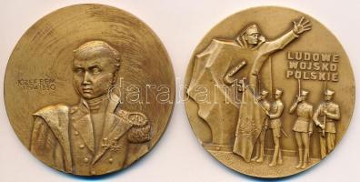 Lengyelország ~1970. "Bem József / 1. Varsói Tüzérdandár" Br emlékérem. Szign.: Jósef Misztela (69mm) + 1987. "Lengyel Néphadsereg" Br emléklérem tokban. Szign.: AN (Andrzej Nowakowski) (69mm) T:1-,2 Poland ~1970. "Josef Bem / 1st Artillery Brigade of Warsaw" Br commemorative medal. Sign.: Józef Misztela (69mm) + 1987. "People's Army of Poland" Br commemorative medallion in case. Sign.: AN (Andrzej Nowakowski) (69mm) C:AU,XF