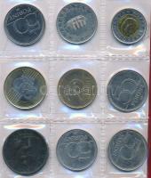 48db-os vegyes fémpénz tétel, magyar és külföldi érmek érmetartó albumban T:vegyes
48pcs of diff. Hu...