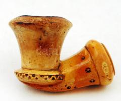 Régi, díszes tajtékpipa fej, h: 8,5 cm
