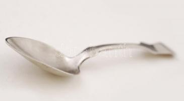 Ezüst (Ag.) kanál, jelzett, mesterjeggyel (BR) nettó:67 g, h:21,5 cm