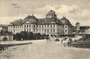 Eger, Líceum, autó (EK)