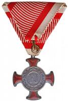 1914. "Ezüst Érdemkereszt a Vitézségi Érem szalagján" ezüst kitüntetés karikán jelzéssel (...