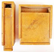 2 db "Kalibergyár Budapest" jelzésű fa doboz, különböző méretekben + 1 db régi díszes, üve...