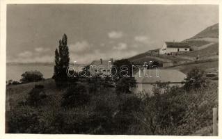 42 db RÉGI balatoni városképes lap, néhány a Képzőművészeti Alap kiadása / 42 old postcards, lake Ba...