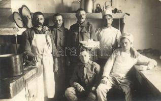 WWI Hungarian soldiers in the kitchen, Beck Gyula, photo (EK)