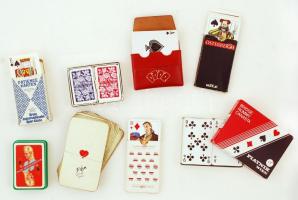 11 db kártyacsomag (6 db Piatnik), közte érdekes hátlappal, rajta Ciprus térképével, 1 db kávéházi 54 lapos tarokk kártyával