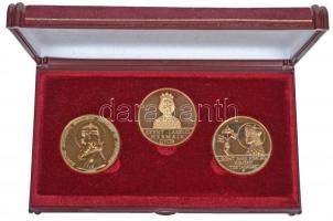 Fülöp Zoltán (1951-) / Madarassy Walter (1909-1994) DN "Magyar Szentek I. - Szent István, Szent László, Szent Imre" 3xklf db-ból álló aranyozott tombak emlékérem szett eredeti dísztokban (40mm) T:PP