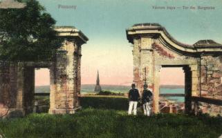 Pozsony várrom kapu / castle ruins, gate (EK)