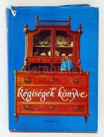 Voit Pál: Régiségek könyve. Bp., 1983, Gondolat. Fotókkal illusztrált, kiadói egészvászon kötés szakadt védőborítóval, egyébként jó állapotban.