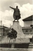 Kecskemét, Kossuth szobor, Gichner Jenő üzlete