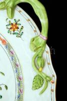 Herendi India kosár mintás füles tányér, kézzel festett, jelzett, hibátlan, 30,5×28 cm,