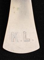 6 db ezüst (Ag.) kávéskanál "K. L." monogrammal, jelzett, nettó 190 gr