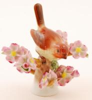 Herendi pinty az ágon, kézzel festett, jelzett, apró lepattanásokkal, m:11 cm