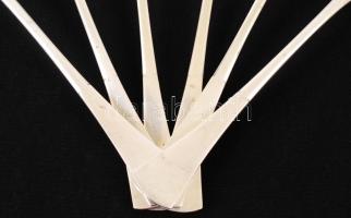 6 db ezüst (Ag.) kanál "K. L." monogrammal, jelzett, nettó 443 gr