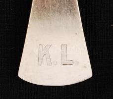 6 db ezüst (Ag.) kanál "K. L." monogrammal, jelzett, nettó 443 gr