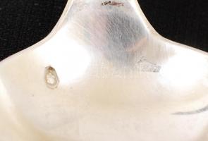 6 db ezüst (Ag.) kanál "K. L." monogrammal, jelzett, nettó 443 gr