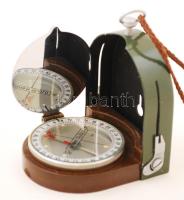 MOM tájoló eredeti dobozában, működőképes állapotban / MOM compass