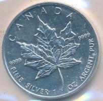 Kanada 1997. 5$ Ag "II. Erzsébet / Juharlevél" (1oz/0.999) laminált fóliában T:BU
Canada 1...