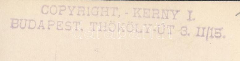 cca 1930 Kerny István (1879-1963): Róma, oszlopcsarnok, pecséttel jelzett vintage fotó, 11x8 cm