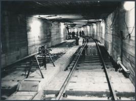 cca 1980 Budapest, millenniumi kisföldalatti továbbépítése, modernizálása, 7 db közlekedéstörténeti ...