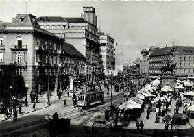 20 db MODERN használatlan fekete-fehér horvát városképes lap; csak Zágráb / 20 modern unused black a...