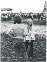 1969 Woodstock-i Fesztivál, 3 nap béke és zene, az eseményről készült film kapcsán megjelent fotó, 24x18 cm