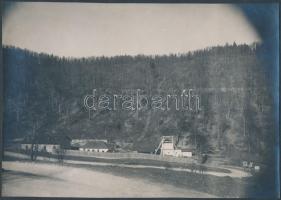 cca 1900 Anina (Románia, Krassó-Szörény megye) szénbányája, Kübek akna, feliratozott hegyi tájkép, 16x23 cm