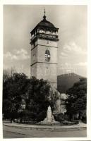 Rozsnyó, Gróf Andrássy Dénesné szobra, várostorony / statue, tower