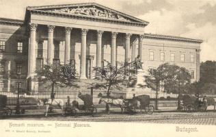 Budapest VIII. Nemzeti Múzeum, kiadja Divald Károly (EB)