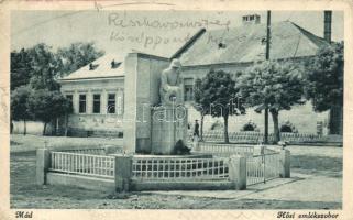 Mád, Hősi emlékszobor (fa)